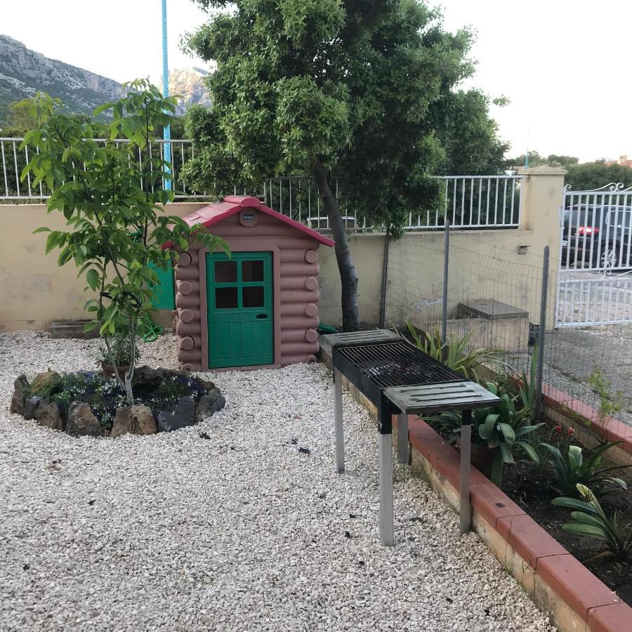 Ferienwohnung Casa Alessia Cala Gonone Exterior foto